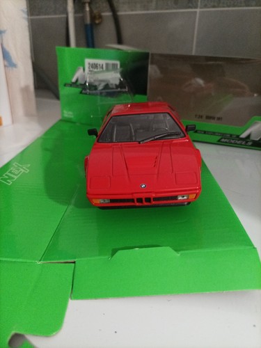 Bmw rouge neuf 1 24 - -,