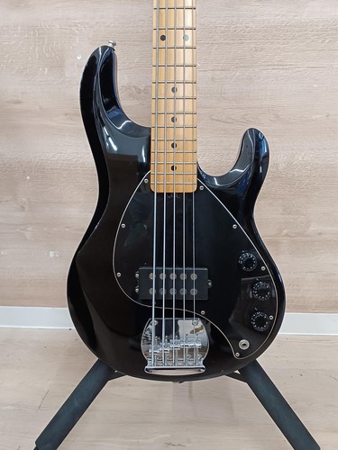 Guitare basse électrique