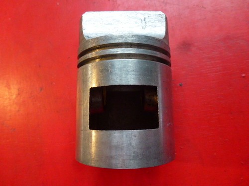 Piston alcyon moteur zurcher - piston,