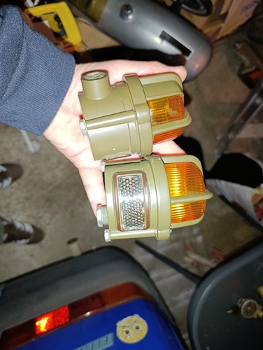 Lampe voiture militaire - ,