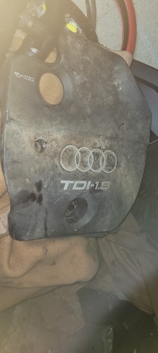 Cache moteur audi - audi, 8l