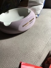 un cendrier publicitaire