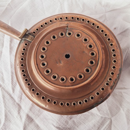 Ancienne bassinoire braises - ancienne,