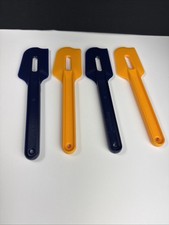 Tupperware 8" Paddle Spatula &
