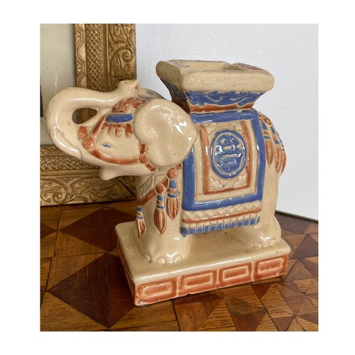 Superbe cendrier éléphant - superbe,