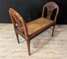 Banquette Louis XVI en noyer