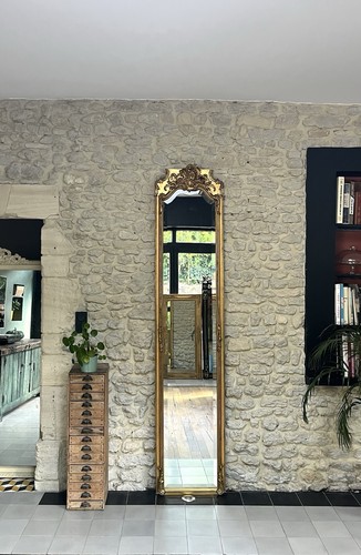 Miroir ancien entre deux - ancien, d’entre-deux