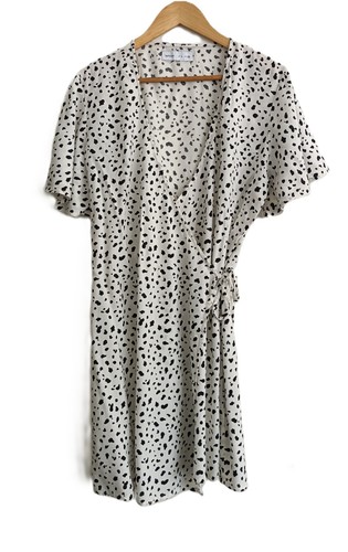 Robe cache coeur - blanche, et