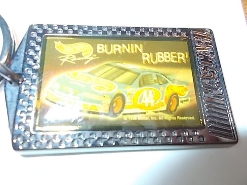 1998 hot wheels - chain, ring
