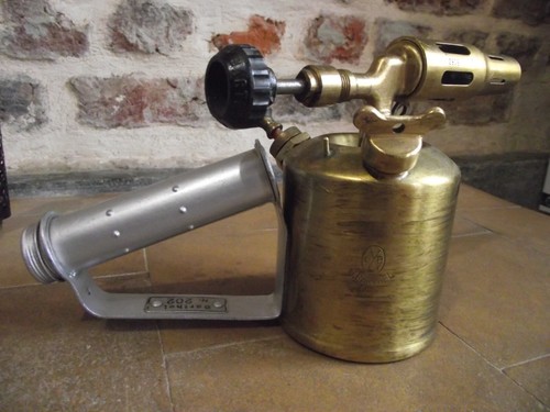 Lampe a souder ancienne - ,