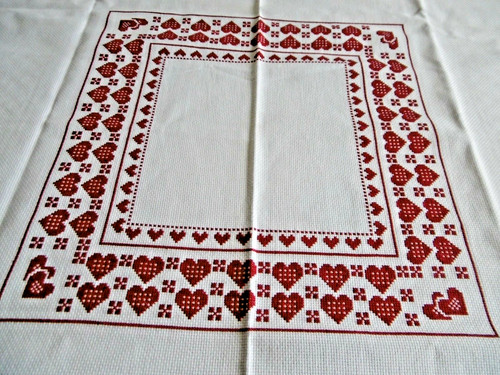 Nappe recente brodée - , la