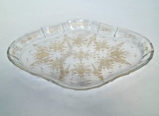 Ancien plateau en verre décor de fleurs gravées style Baccarat St Louis 19ème.