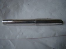 Stylo "Unic" plume or