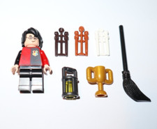 Lego ® Harry Potter Minifig Figurine + Accessoires Lampe Balais Bâton Magie NEW