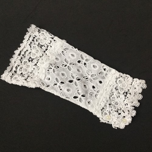 Manche ancienne broderie - manche,