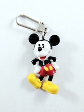 PORTE-CLES - DISNEY CLUB VACANCES - Figurine MICKEY MOUSE Plastique 4cm -