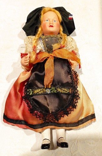 Poupee regionale alsacienne - regionale,