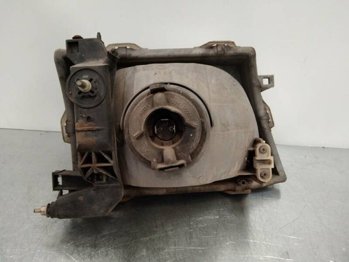 Phare gauche toyota - toyota, hilux