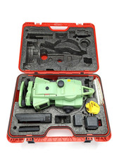 Leica TCR705auto Reflectorless