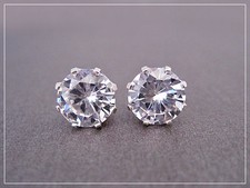 Boucles d'oreilles solitaires