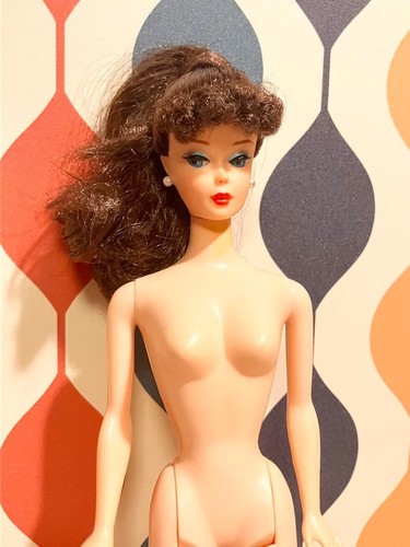 Vintage reproduction barbie - reproduction,