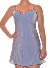 fine nuisette vintage col V