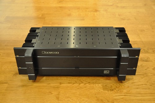 Bryston power amplifier - st,