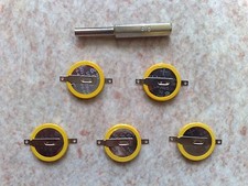 5 Piles de rechange CR2025 +