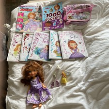 Lot Jouet Livre Poupée Cahier