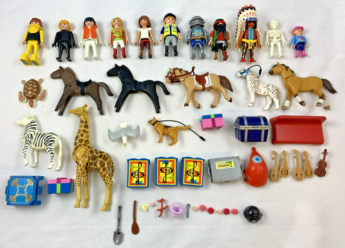Playmobil lot figurines