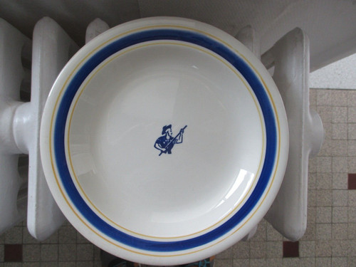 Gien assiette publicitaire - .,