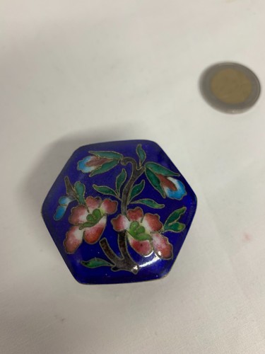 Petite boite métal - , hexagonale
