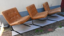 Trois fauteuils olivier - trois,