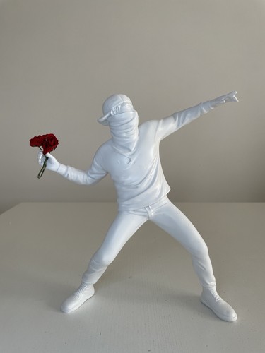 Artoyz banksy flower throwers - banksy,