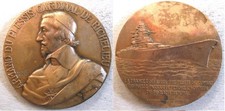 Médaille en bronze Cuirassé Richelieu Navire de Guerre Par Georges Guiraud 1935