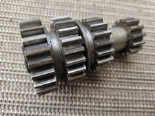 ensemble pignon de boite  pour 175 PEUGEOT moteur boite 4