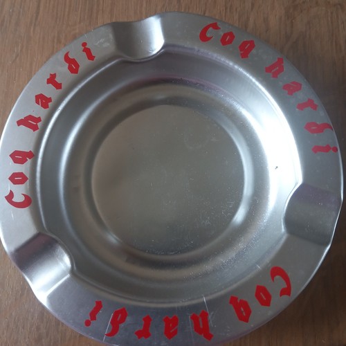 Ancien cendrier u - cendrier, àu