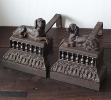 Paire de chenets anciens à décor de Chiens de chasse Setter Anglais Irlandais