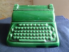 MACHINE A ECRIRE MODELE