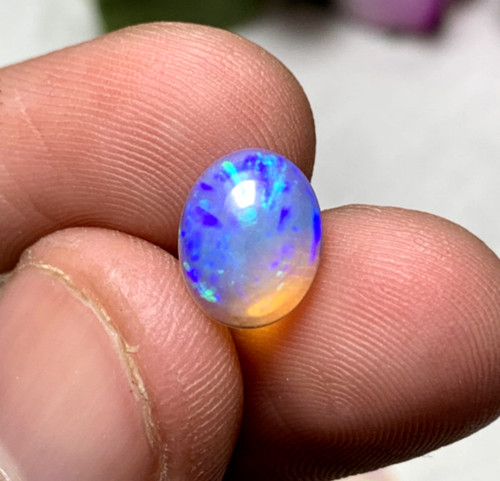 Cabochon ovale blanc - , opale