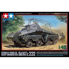 Tamiya 32574 Sd.kfz.232 1/48 : Voiture Blindée 8x8 Emblématique, Antenne Cadre, 