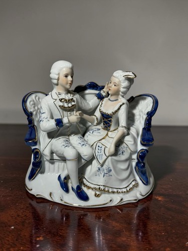Grande figurine porcelaine - grande,