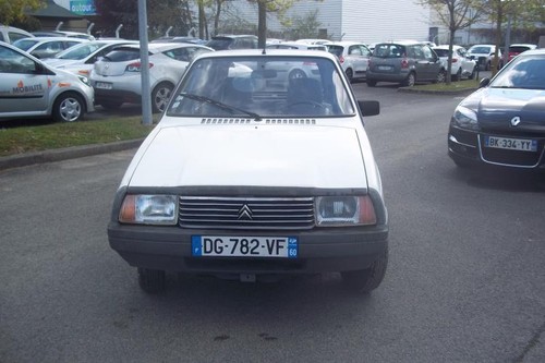 Optique avant principal gauche