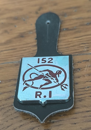 Insigne 152 régiment - insigne, ri