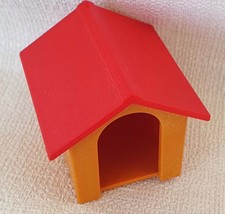 NICHE CHIEN ROUGE ET ORANGE PLAYMOBIL