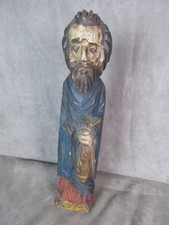 SAINT en bois sculpté et