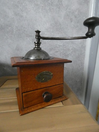 Ancien moulin cafe - ancien, vintage