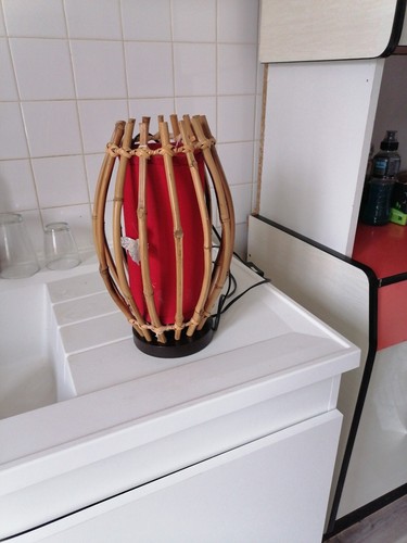 Lampe chevet osier rotin style