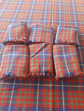 Nappe ancienne  et 6 serviettes neuves Ecossaise