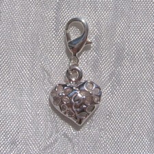V403 - BRELOQUE COEUR CHARM